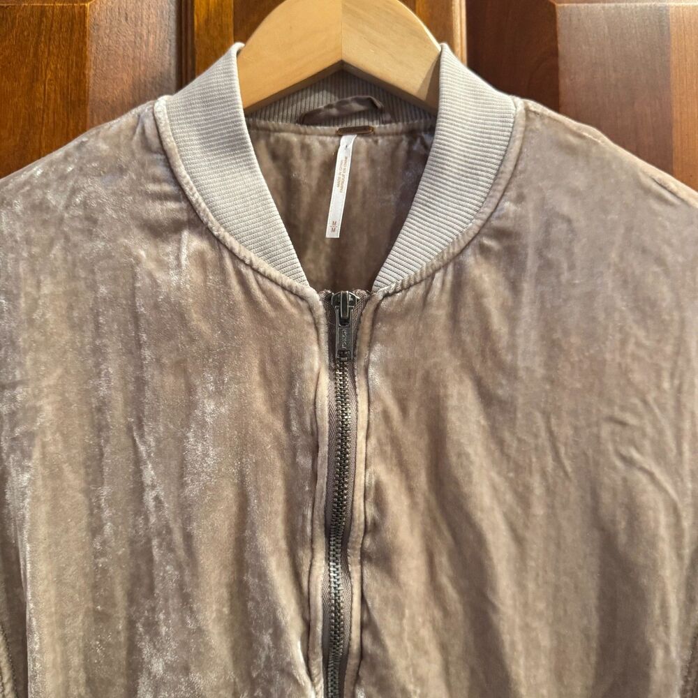Free People Ruched Velvet Bomber Jacket Taupe Beige Boho Medium - Picture 5 of 16